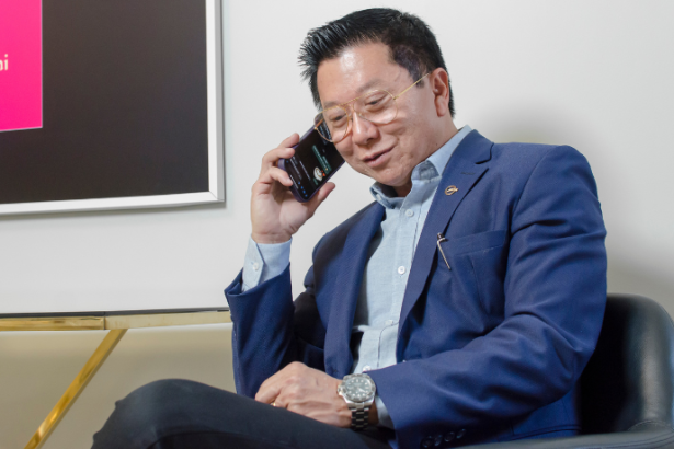 Milton Seigi Hayashi ressalta que o sucesso cirúrgico começa com a decisão responsável de quando não intervir.