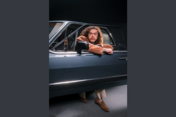 Com apoio da Non Stop, Whindersson Nunes apresenta seu álbum de estreia cheio de referências aos anos 80. (Crédito: Allison Valentim)